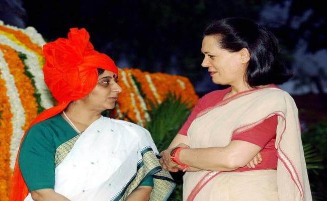 जब सुषमा ने कहा था-सोनिया पीएम बनीं तो केश कटा दूंगी और …