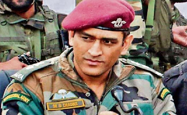 फिलहाल गार्ड, पोस्ट और गश्त की ड्यूटी निभा रहे हैं माही, दूर रखा गया आतंकवाद विरोधी अभियानों से