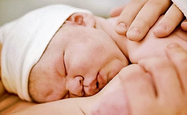 विश्व स्तनपान सप्ताह : मां का दूध नहीं पीने वाले बच्चे हो रहे बीमार