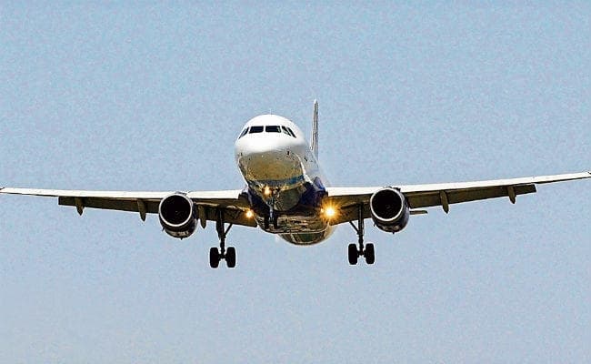 पटना :खराबी से चार घंटे लेट उड़ी कोलकाता स्पाइस जेट की फ्लाइट, यात्री रहे परेशान, हंगामा