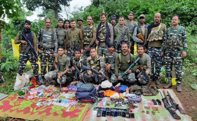 झारखंड: सुबह सात बजे शुरू हुई मुठभेड़, सुरक्षाबलों ने एक नक्सली को मार गिराया