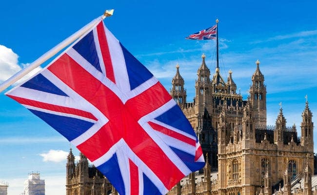 6.5 साल में पहली बार ब्रिटेन की अर्थव्यवस्था में आयी गिरावट, ब्रेक्जिट की अनिश्चितताओं से कारोबारी निवेश प्रभावित