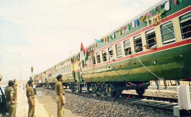 370 Effect: समझौता एक्‍सप्रेस के बाद अब पाकिस्‍तान ने थार एक्‍सप्रेस को भी रोका