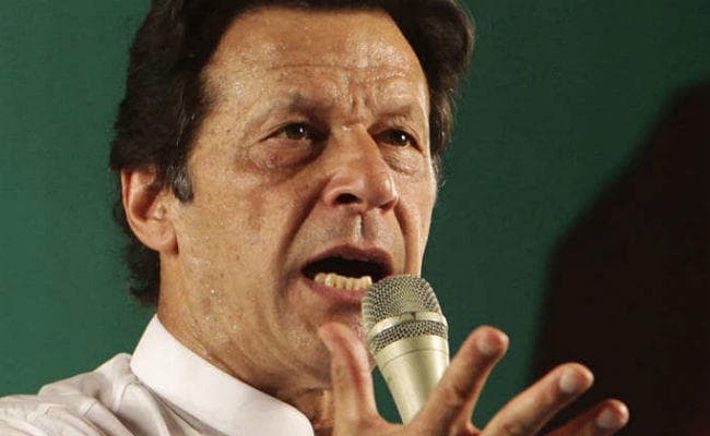 बौखलाहट में बोले इमरान - भारत ‘युद्ध जैसी स्थिति'' तैयार कर रहा