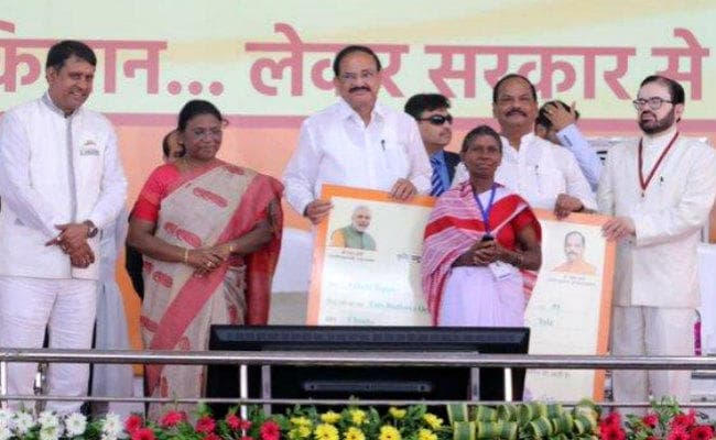 रांची : बोले उपराष्ट्रपति- जबतक गांव का विकास नहीं, तबतक संपूर्ण विकास की कल्पना निरर्थक