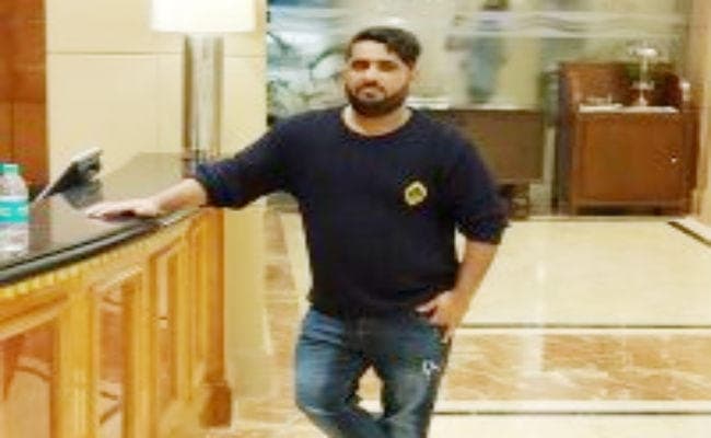 अफगान क्रिकेट बोर्ड ने बल्‍लेबाज शहजाद को अनिश्चितकाल के लिए बैन किया