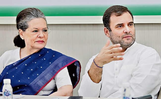 19 माह बाद कांग्रेस की कमान एक बार फिर सोनिया के पास