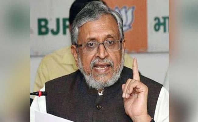 सुशील मोदी ने की सरकार की नीतियों की तारीफ, लालू पर निशाना