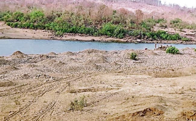 नदियों से निकलने वाली बिना सर्वे की जमीन बिक्री पर लगेगी रोक, फिलहाल हो रही है धड़ल्ले से बिक्री, जल्द बनेगी नयी नीति