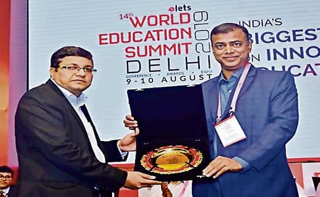 बिहार बोर्ड को मिला वर्ल्ड एजुकेशन समिट अवार्ड