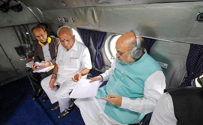 कर्नाटक-केरल में बाढ़ का कहर जारी, अमित शाह ने किया प्रभावित क्षेत्रों का हवाई सर्वेक्षण