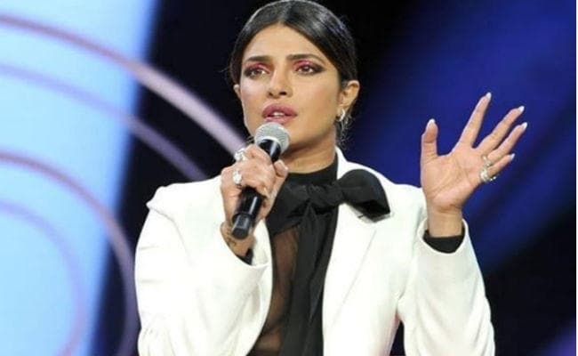 VIDEO : पाकिस्‍तानी महिला ने प्रियंका चोपड़ा से पूछा ऐसा सवाल, ''देसी गर्ल'' ने दिया करारा जवाब