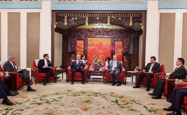 जम्मू-कश्मीर पर फैसला आंतरिक विषय, द्विपक्षीय मतभेद विवाद नहीं बनना चाहिए : जयशंकर