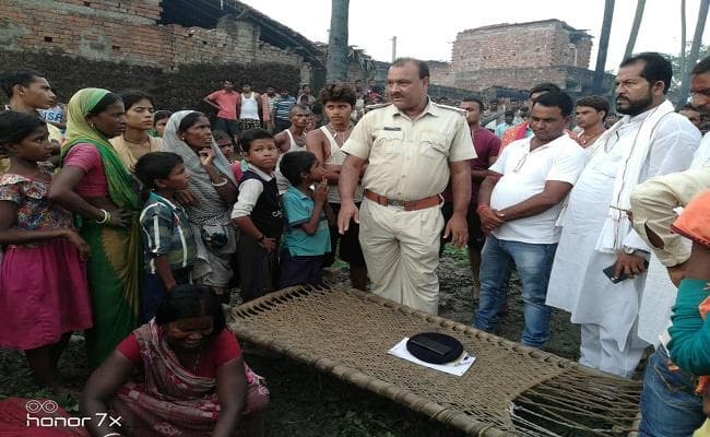 बिहार : शेखपुरा में किसान की दिनदहाड़े हत्या, शव को तेजाब से जलाने की कोशिश