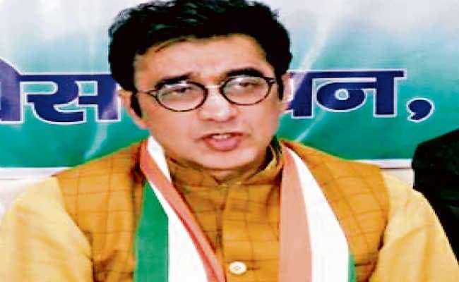 महागठबंधन की फांस में लटक गये डॉ अजय कुमार, बढ़ा विवाद