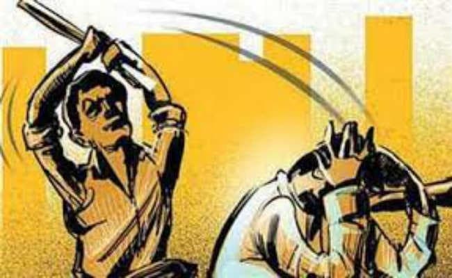 दुकानदार ने ग्राहक का सिर फोड़ा