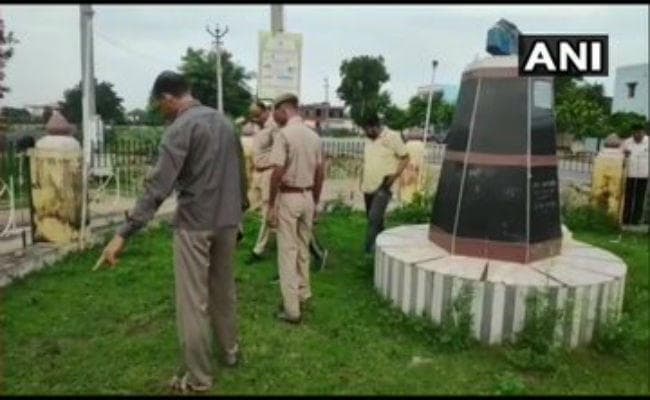 राजस्थानः अज्ञात बदमाशों ने श्माया प्रसाद मुखर्जी की प्रतिमा तोड़ी