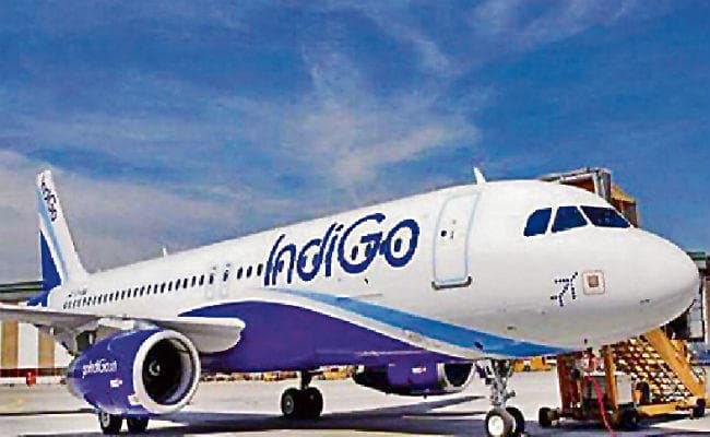 जिस विमान में सवार थे नितिन गडकरी, उसमें आयी खराबी, रनवे से वापस लौटा