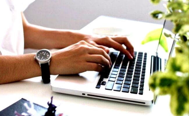 ऑनलाइन पार्ट टाइम जॉब्स है स्टूडेंट्स के लिए बढ़िया ऑप्शन, कमाई भी और पढ़ाई भी