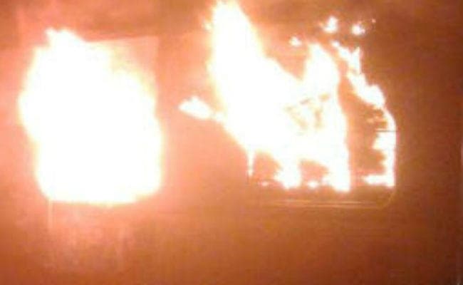 पश्चिम बंगाल के अलीपुरद्वार में मकान में लगी आग, झुलसने से तीन की मौत