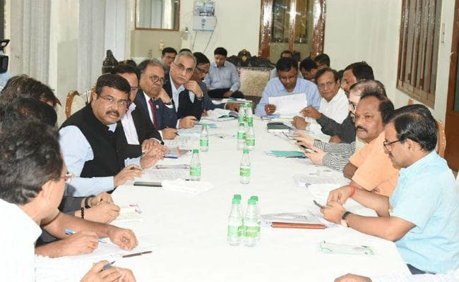 झारखंड में सीएनजी स्टेशन की शुरुआत जल्द, उज्जवला योजना के तहत दूसरी रिफिल भी फ्री : रघुवर