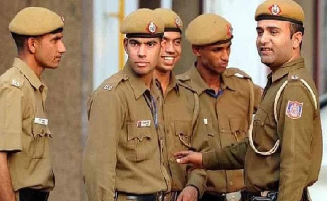 स्वतंत्रता दिवस के मौके पर झारखंड पुलिस के 19 अधिकारियों को राष्ट्रपति पदक दिये जाने की घोषणा