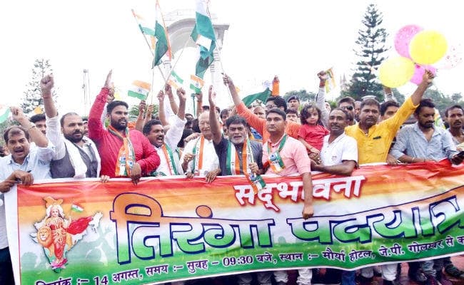 J&K से अनुच्छेद 370 हटने का जश्न : बिहार भाजपा ने 370 फीट लंबे तिरंगे के साथ निकाला जुलूस