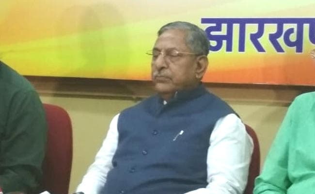 रांची में बोले नंद किशोर यादव : जदयू के साथ सिर्फ बिहार में गठबंधन, जल्द बिखर जायेगा RJD