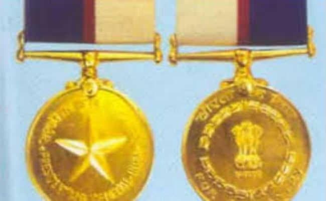 बिहार के तीन डीएसपी, एक कमांडेंट समेत 14 को पुलिस मेडल