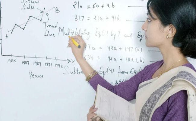 शिक्षक बनने की करें तैयारी