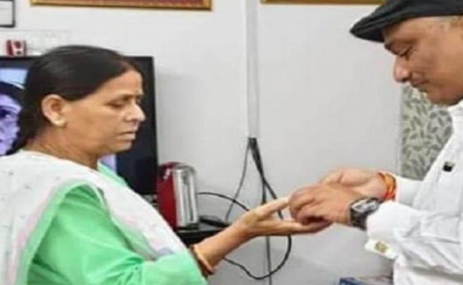 बिहार की पूर्व सीएम राबड़ी देवी ने सगे भाईयों को नहीं बांधी राखी, रिश्‍तों में कुछ वर्षों से खटास