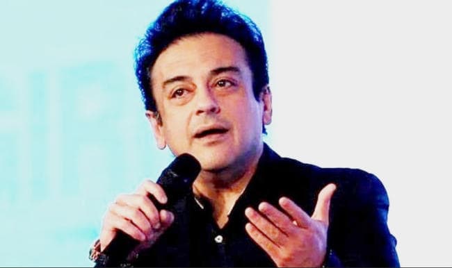 पिता को लेकर पाकिस्‍तानी यूजर करने लगा ट्रोल, अदनान सामी ने दिया करारा  जवाब