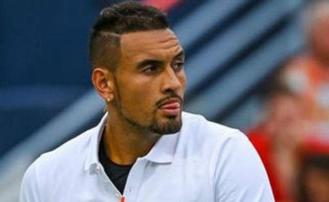 विवादास्पद टेनिस स्टार किर्गियोस पर लगा 113,000 डालर का जुर्माना, जानें मामला