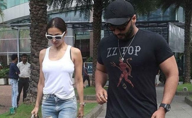 मलाइका-अर्जुन फिर एक साथ, डायरेक्‍टर ने लिखा - पिछले 19 सालों से...