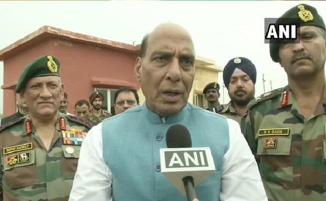 हम पहले परमाणु बम का इस्तेमाल करेंगे या नहीं अब परिस्थितियां तय करेंगी : रक्षा मंत्री