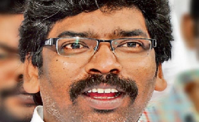 रांची : ग्रामीण स्ट्रीट लाइट योजना में सौ करोड़ की लूट : हेमंत सोरेन