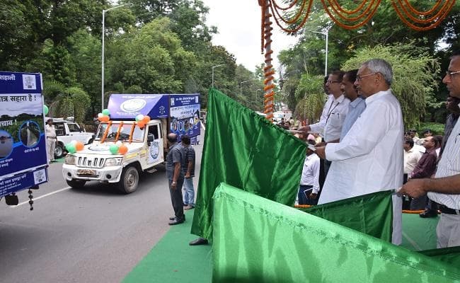 बिहार : सीएम नीतीश ने जल-जीवन-हरियाली की जागरूकता के लिए ऑडियो-वीडियो प्रचार रथ किया रवाना