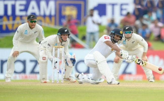 श्रीलंका की शानदार शुरुआत, अब लक्ष्य से 135 रन दूर