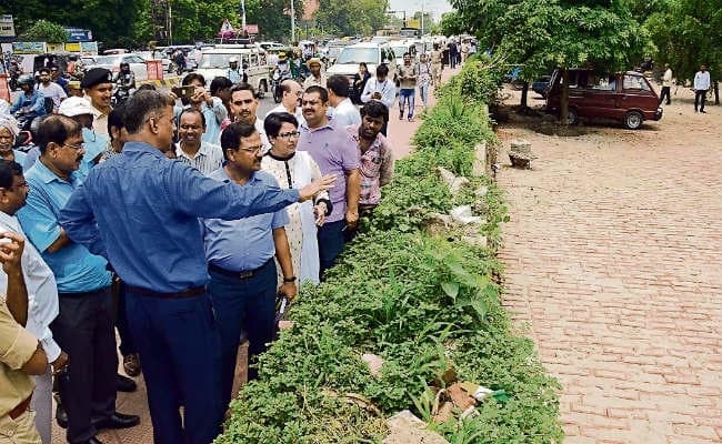 पटना : माउंट कार्मेल व वीमेंस कॉलेज की बाउंड्री से चार मीटर छोड़कर बनेंगे सड़क-नाला