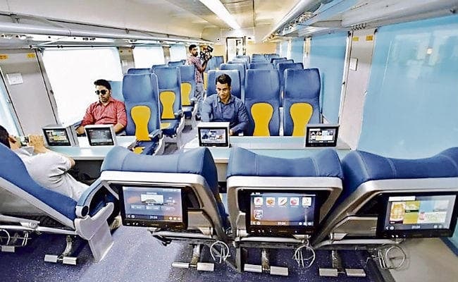 पटना : जुलाई में राजधानी व संपूर्णक्रांति में इंस्टॉल किया जाना था उपकरण, नहीं शुरू हो सकी इंटरटेनमेंट सुविधा