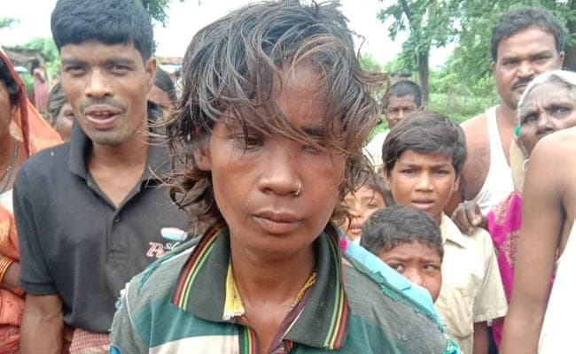 झारखंड में फिर हो जाती मॉब लिंचिंग, सलवार समीज पर फुलपैंट और टी-शर्ट पहने युवक को राहगीर ने बचाया