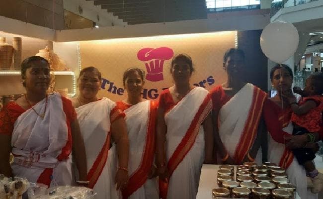 हौसले का बेकरी स्टॉल