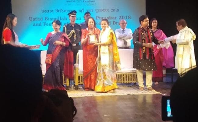 भोजपुरी लोक गायिका चंदन तिवारी को उस्ताद बिस्मिल्लाह खान युवा सम्मान