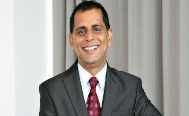 वोडाफोन-आइडिया के सीईओ बालेश शर्मा ने दिया इस्तीफा, रविंदर टक्कर को मिली कमान