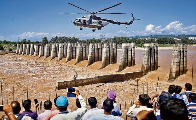 बिहार, झारखंड और उत्तर प्रदेश समेत 17 राज्यों में भारी बारिश की आशंका, दिल्ली में 40 साल बाद बाढ़ का खतरा