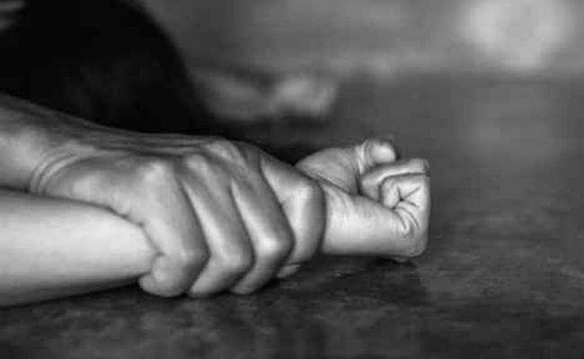 आठ वर्षीया बच्ची के साथ नाबालिग ने किया दुष्कर्म, आरोपित फरार