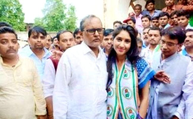 यूपीः कांग्रेस विधायक अदिति सिंह के पिता और बाहुबली नेता अखिलेश सिंह का निधन