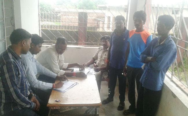 गुमला : सड़क हादसे में दो फुटबॉलर की मौत