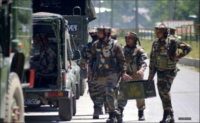 जम्मू-कश्मीर: बारामूला एनकाउंटर में आतंकवादी ढ़ेर, एक स्पेशल पुलिस ऑफिसर भी शहीद