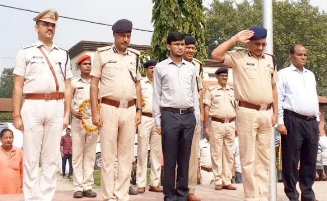 पुलिसकर्मियों की हत्या मामले में जिला परिषद अध्यक्ष समेत सात लोगों के खिलाफ प्राथमिकी दर्ज